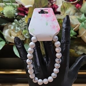 White Howlite Beaded Bracelet